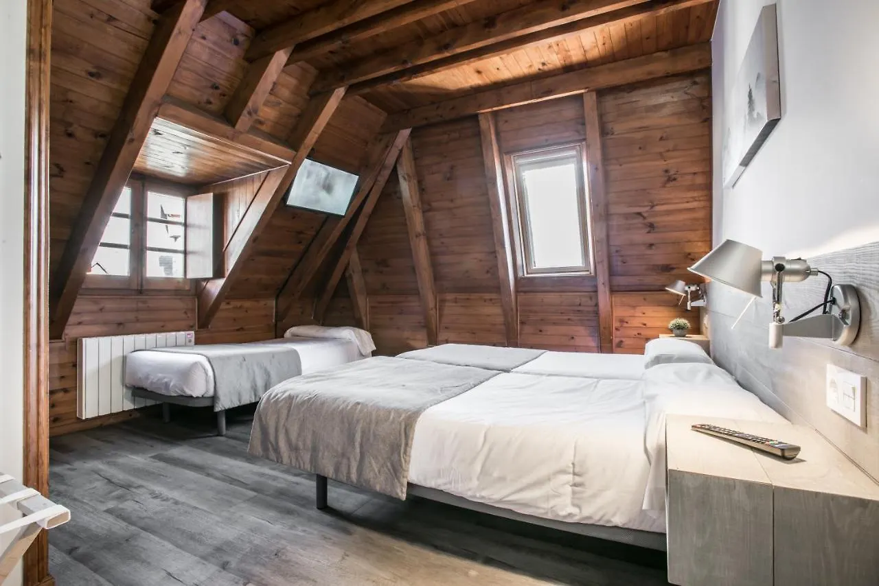 Hotel Snoe Mont Romies Salardu